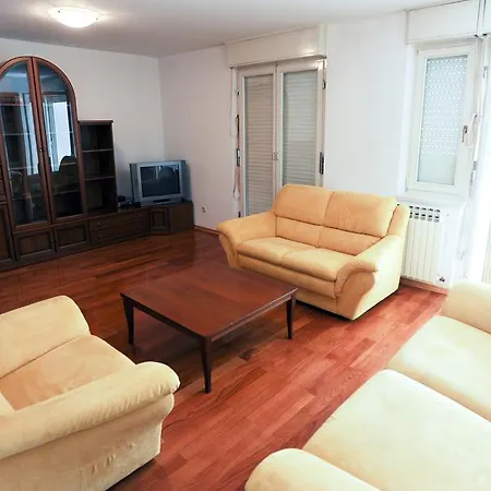 Sweet Apartment