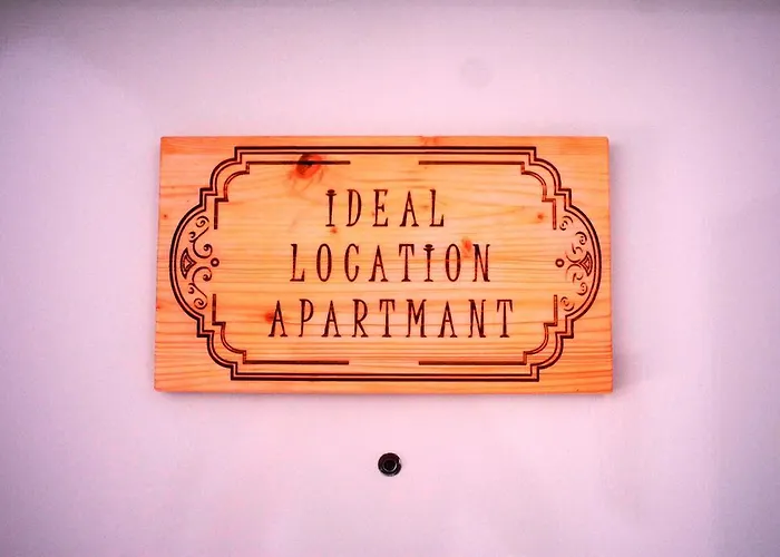 Apartment Sweet City *