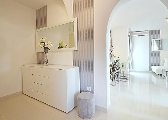 Apartment Sweet City Zara